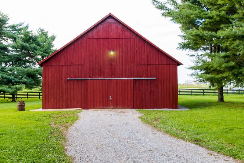 Barn Siding Repair in Kansas City, KS